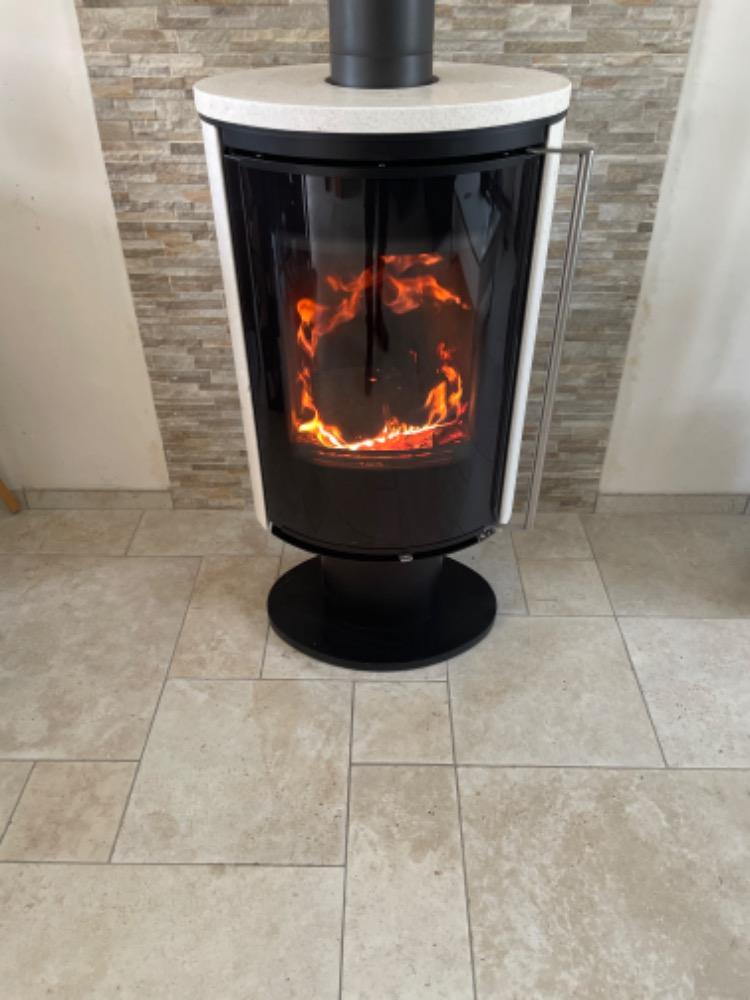 Ember Kamin Saumur